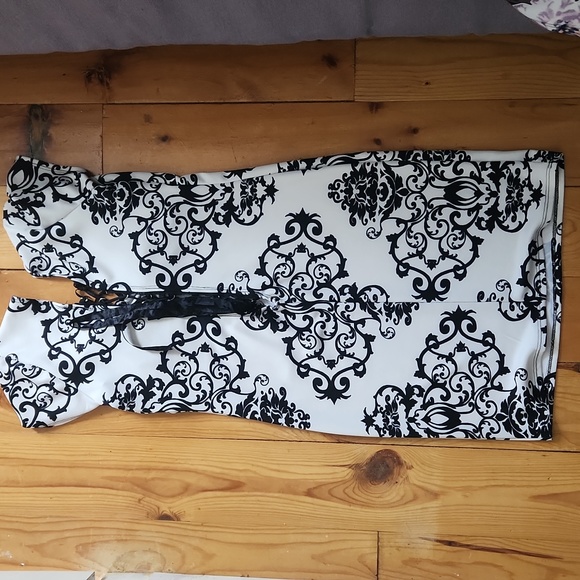 Demi Loon mini dress - Picture 2 of 5